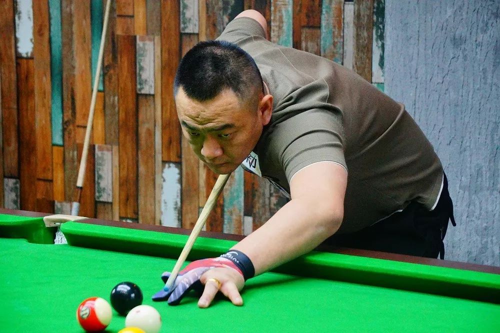 迎来更为光 迎来更为光